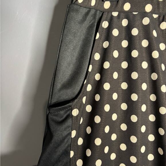Monterey Club Black and White Polka Dot Pull On Skort With Pockets Size Large - Picture 3 of 6